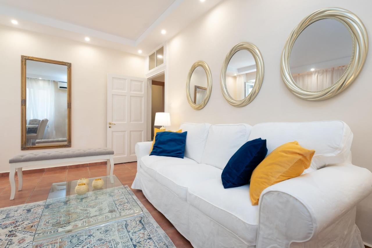 Old Town Gem - Elegant Guilford Apartment Corfu  Exterior photo